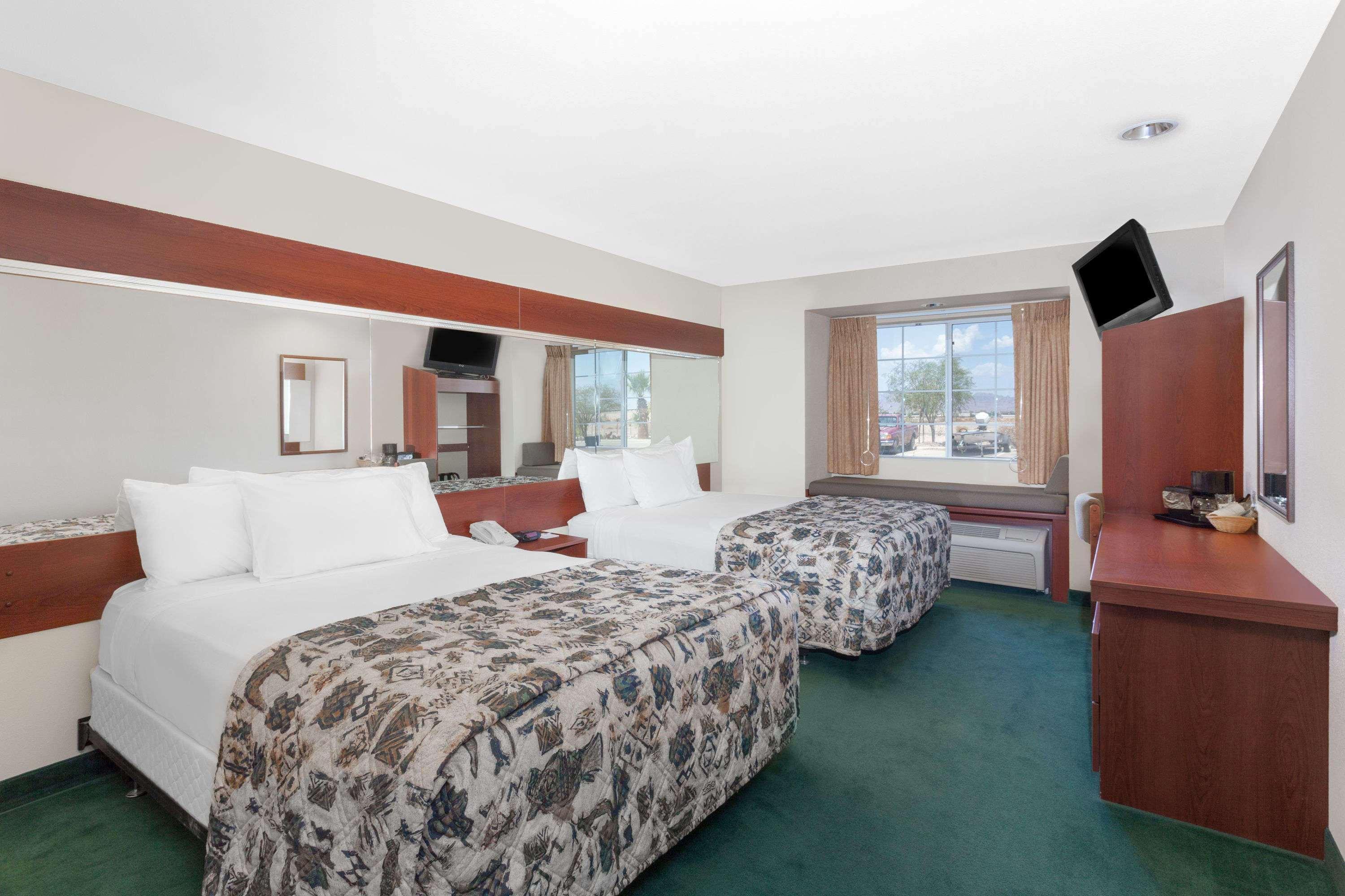 Microtel Inn & Suites By Wyndham Wellton Luaran gambar