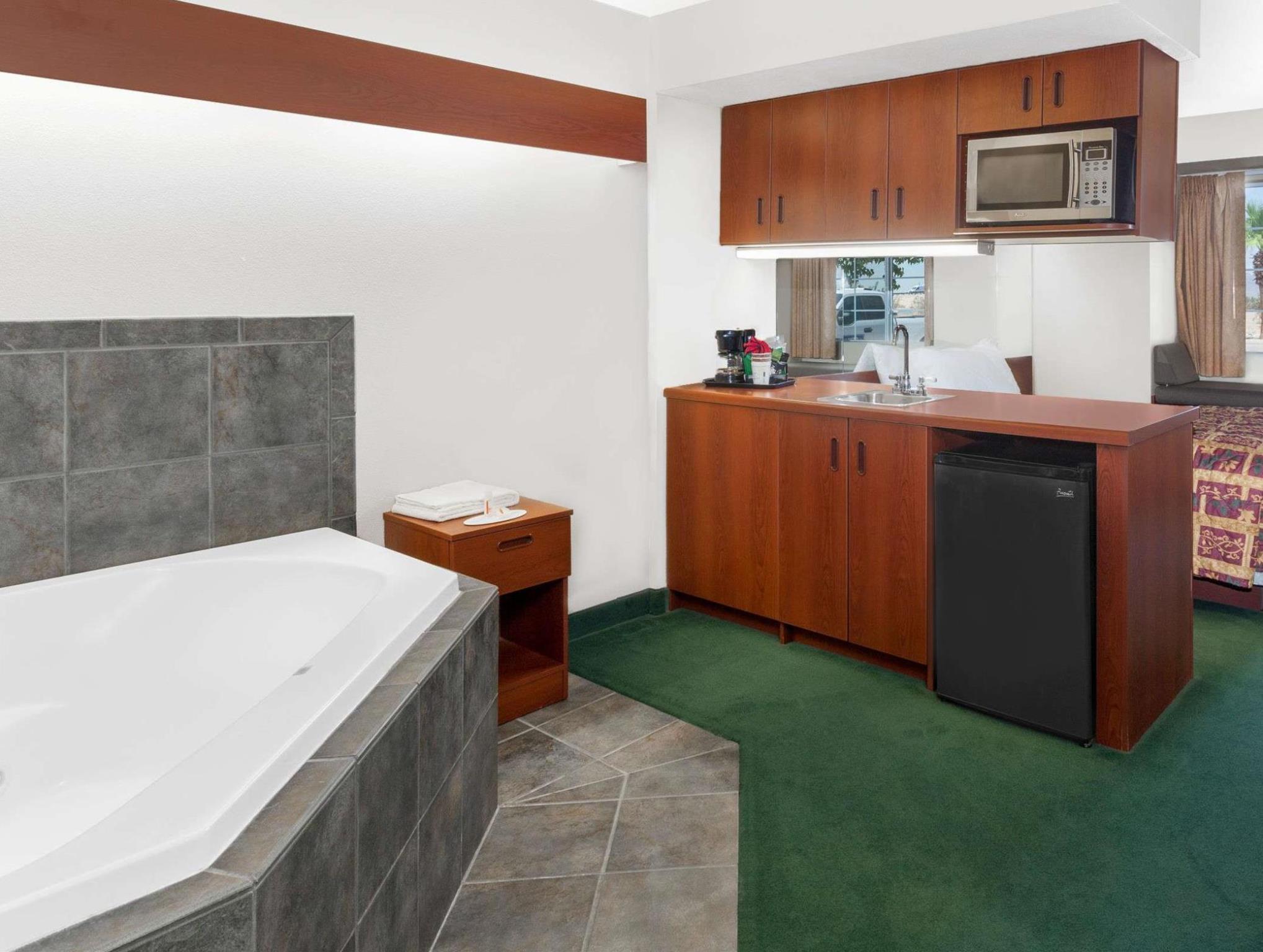 Microtel Inn & Suites By Wyndham Wellton Luaran gambar