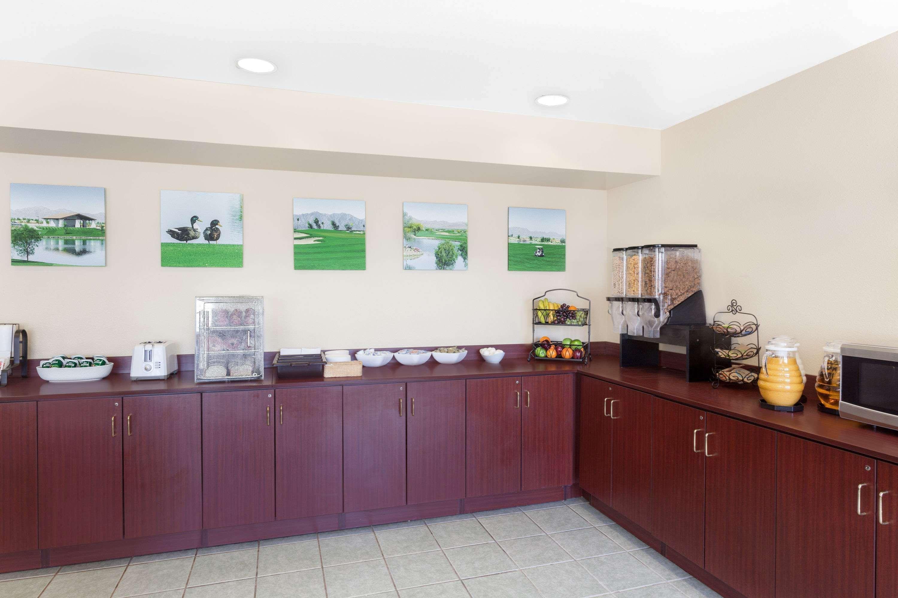 Microtel Inn & Suites By Wyndham Wellton Luaran gambar